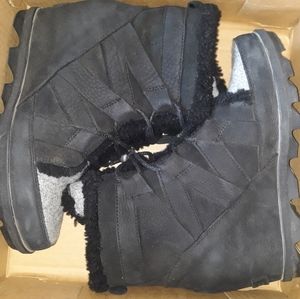 Wedge boots - Sorel size 9
